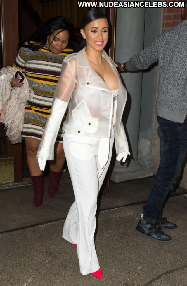 Cardi B No Source Babe Paparazzi Posing Hot Celebrity Beautiful