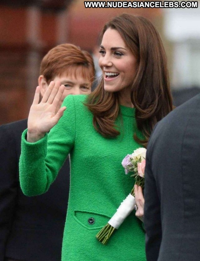 Kate Middleton No Source Celebrity School Paparazzi London Babe