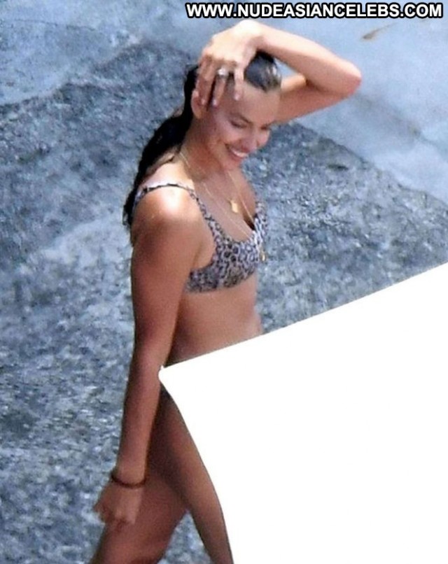 Irina Shayk No Source Babe Bikini Beautiful Celebrity Posing Hot