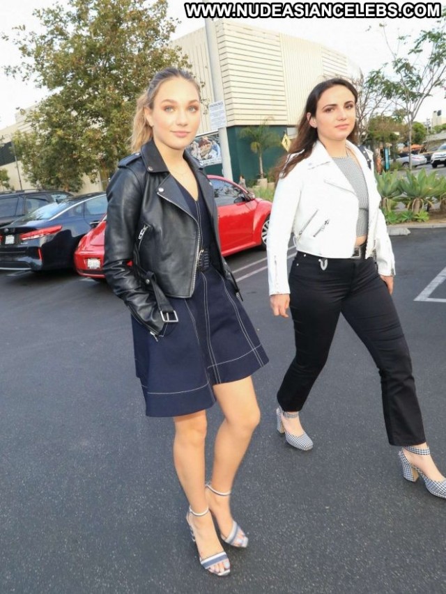 Maddie Ziegler The Grove In Hollywood Beautiful Shopping Hollywood