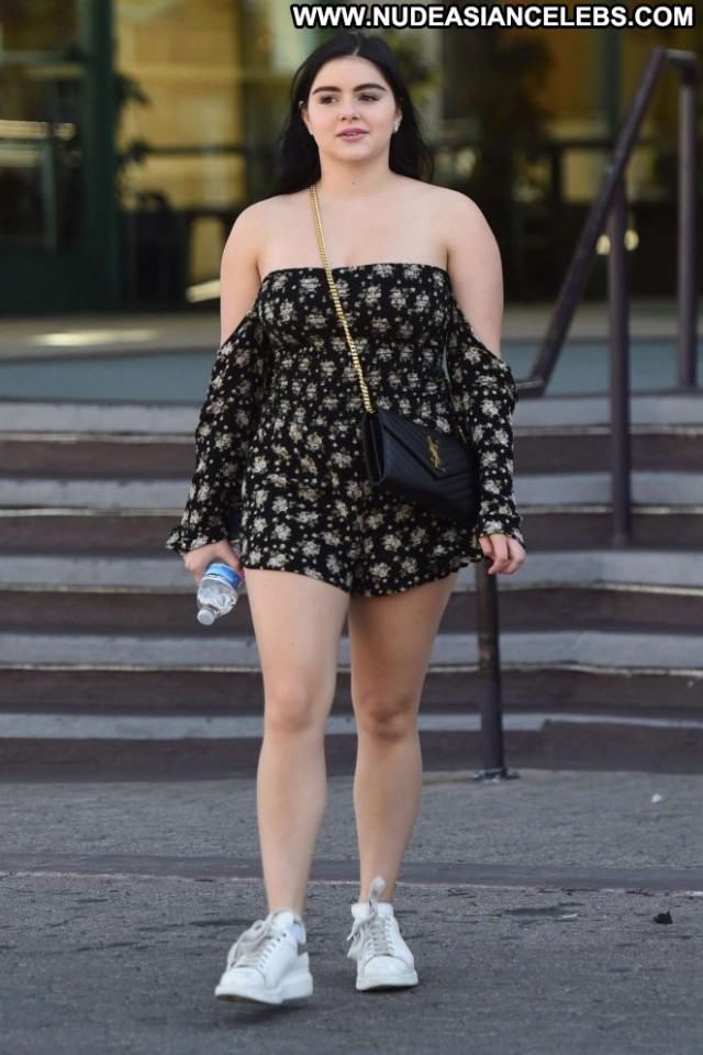 Ariel Winter No Source Paparazzi Celebrity Winter Babe Posing Hot