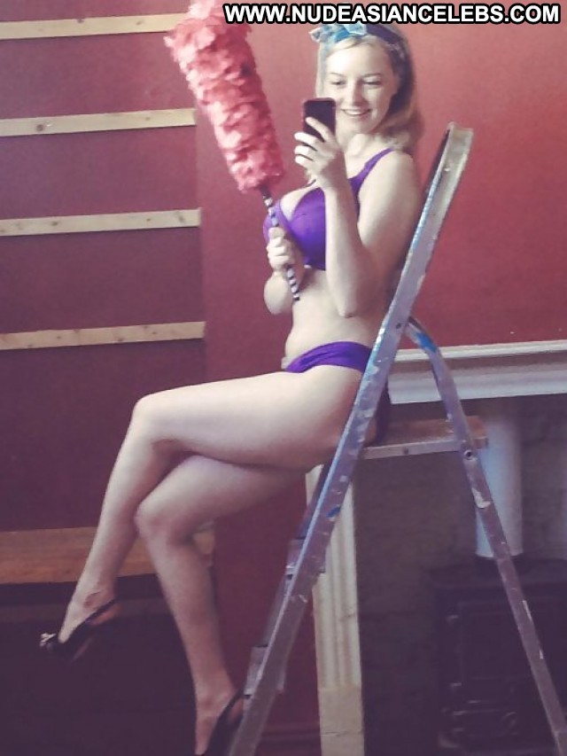 Dakota Blue Richards No Source Busty Babe Sexy Posing Hot Big Tits