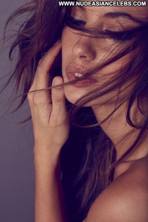 Katherine Henderson Beautiful Nude American Sex Straight Model Posing Hot Sexy Babe Celebrity