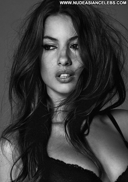 Katherine Henderson Beautiful Nude American Sex Straight Model Posing Hot Sexy Babe Celebrity