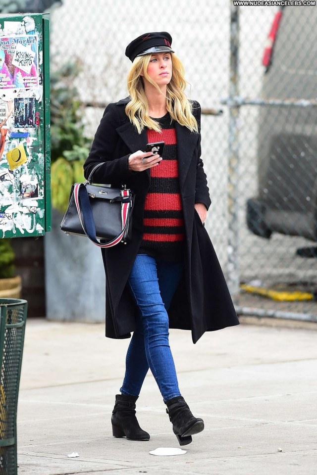 Nicky Hilton New York Babe Celebrity Paparazzi Posing Hot Beautiful