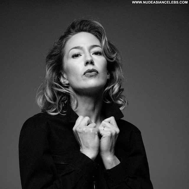 Carrie Coon No Source Posing Hot Sexy Babe Celebrity Beautiful