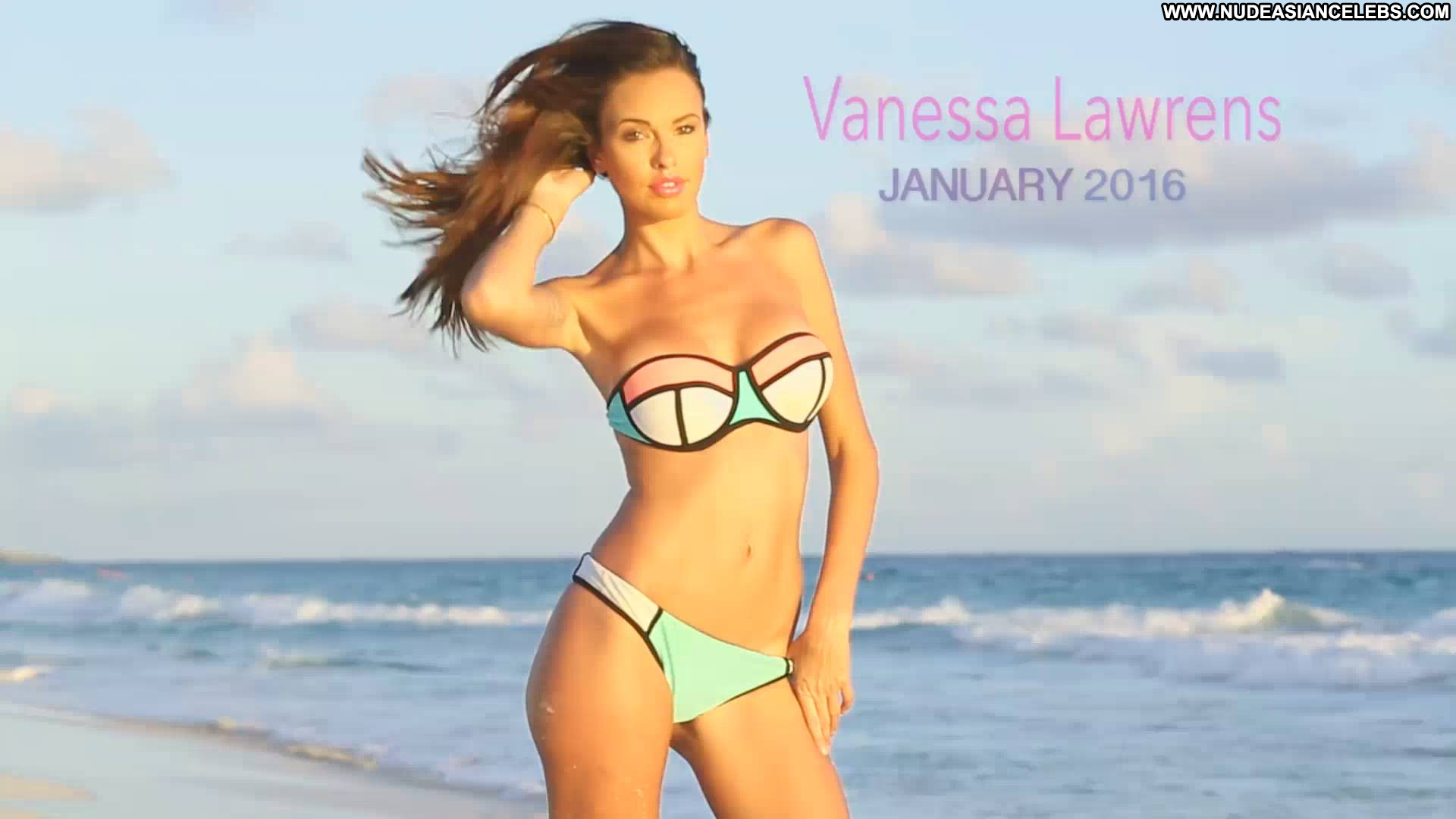Vanessa Lawrens Celebrity Beautiful Babe Hd Posing Hot Bikini Model.