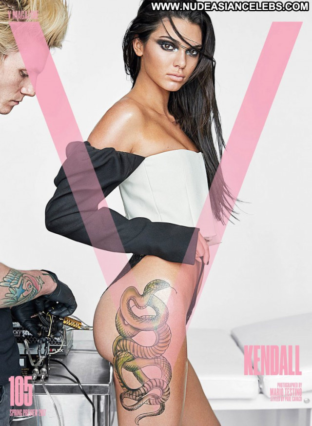 Kendall Jenner V Magazine Magazine Babe Nice Beautiful Posing Hot